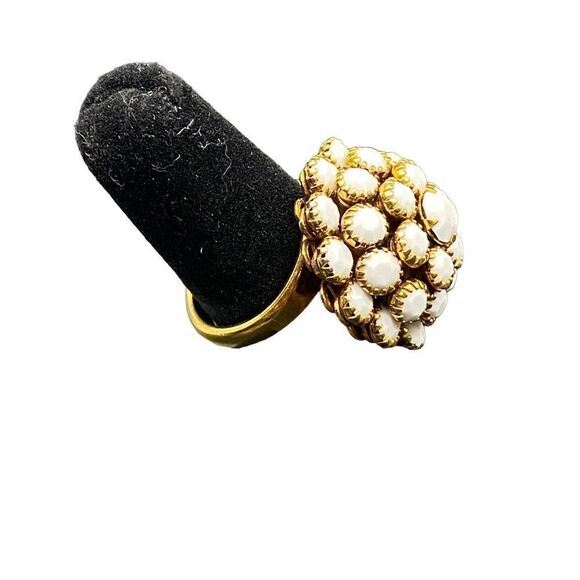 White enamel and gold vintage ring bracelet and berry grapes brooch - Picture 6 of 15